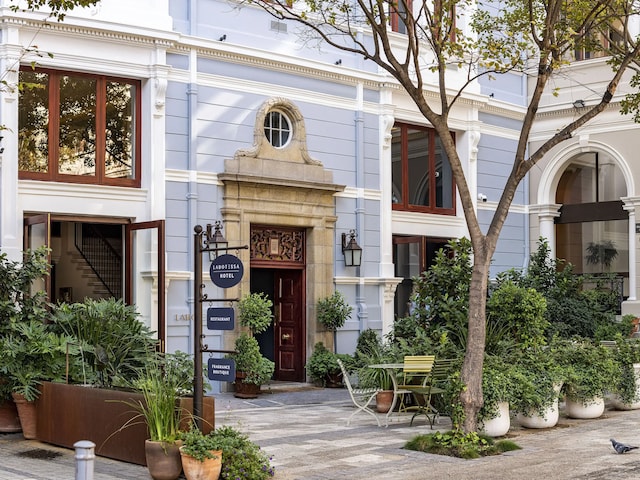 Labotessa Luxury Boutique Hotel