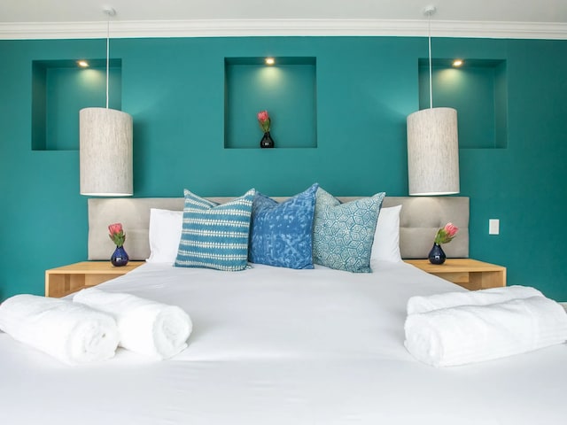 Hout & About Guest House