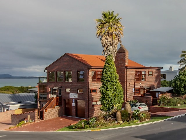 White Shark Guest House