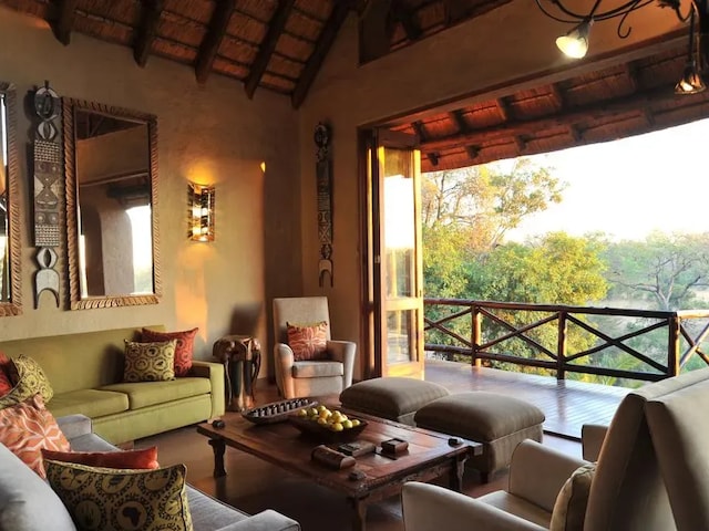 Lukimbi Safari Lodge